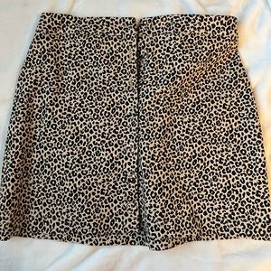 Animal print button up skirt, medium, Forever 21